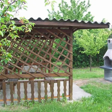 Schoenes Holzhaus In * Balatonfokajar