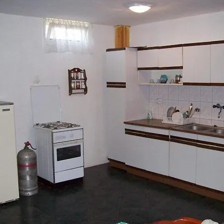 Schoenes Holzhaus In Holiday home *