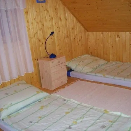 Schoenes Holzhaus In Balatonfokajar